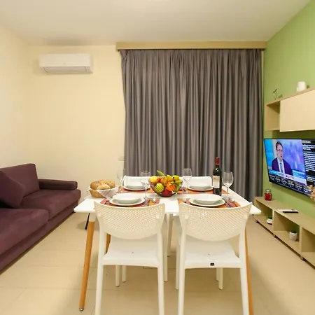 Diamond Hill Vlora
