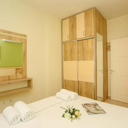 Diamond Hill Apartament *
