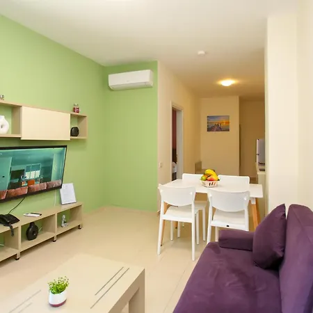 Diamond Hill Apartament *
