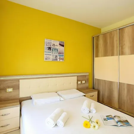 Diamond Hill Apartament *