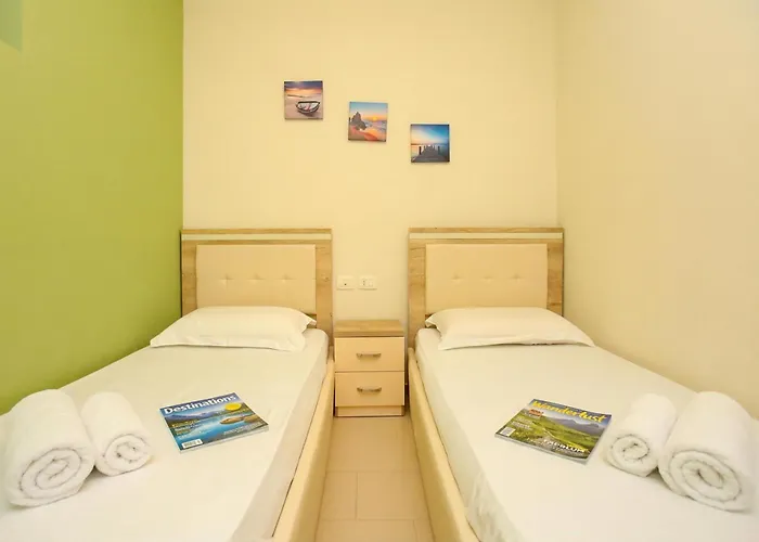 Diamond Hill Apartment