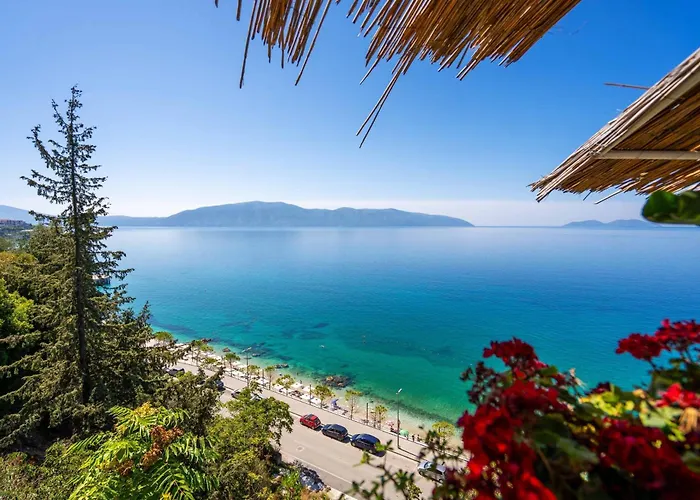 Diamond Hill Apartment *